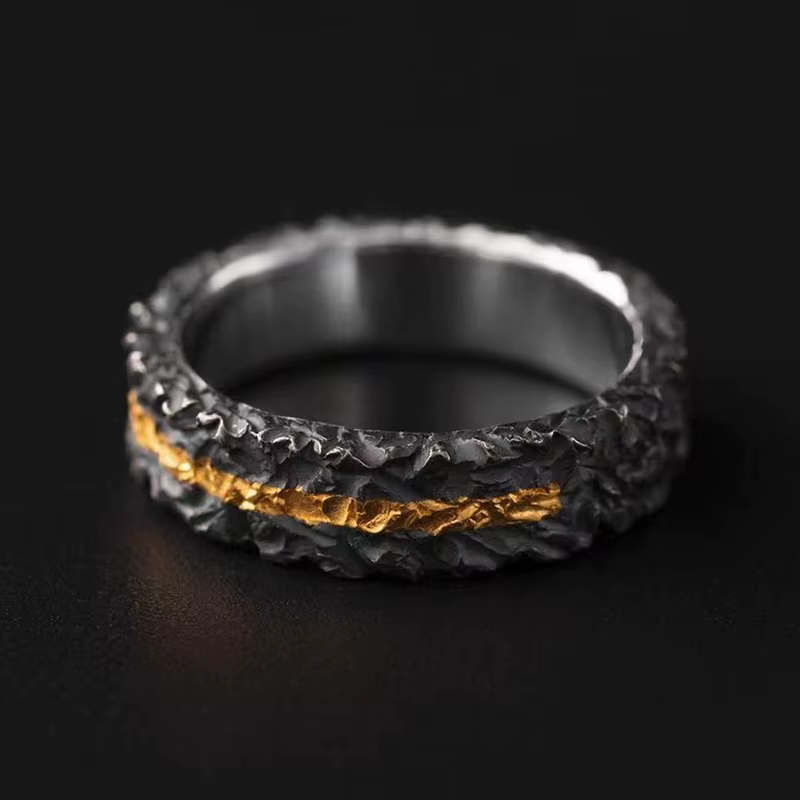 Bague rétro à texture craquelée
