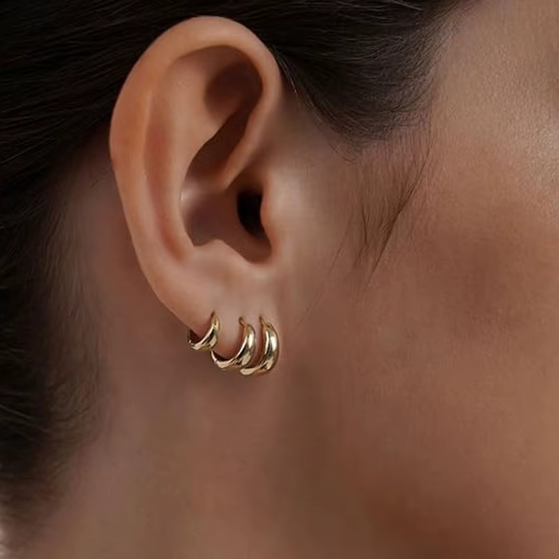 Boucles d'oreilles créoles en or pour femmes