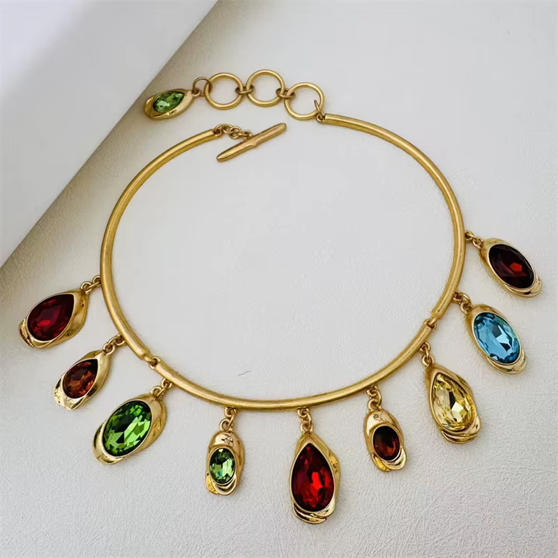 Oscar De La Renta cristal brillant collier coloré mode Niche Design haut de gamme sentiments goutte d'eau forme verre pendentif femmes '..