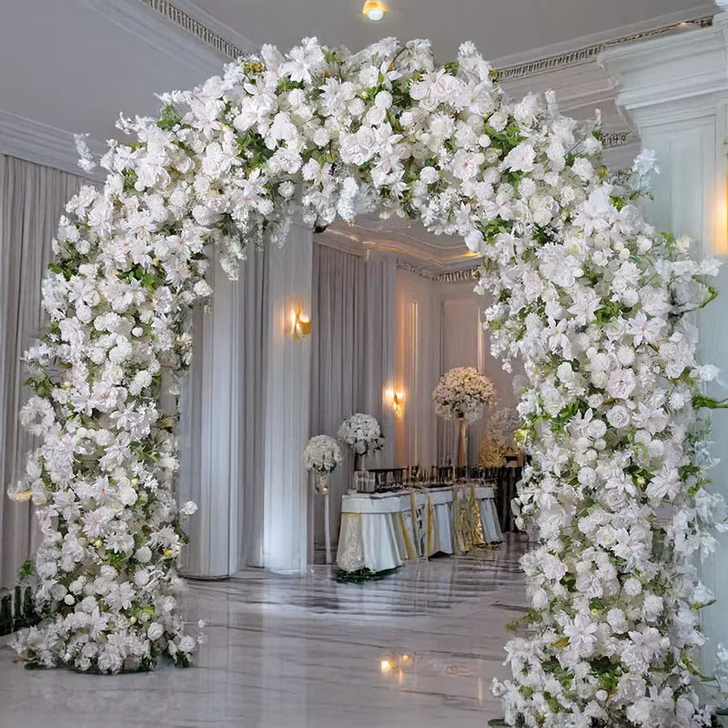Arc de Rose blanche artificielle en forme de U