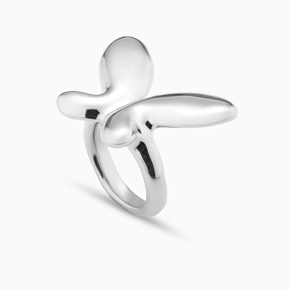 Bague papillon tridimensionnelle avec design de niche