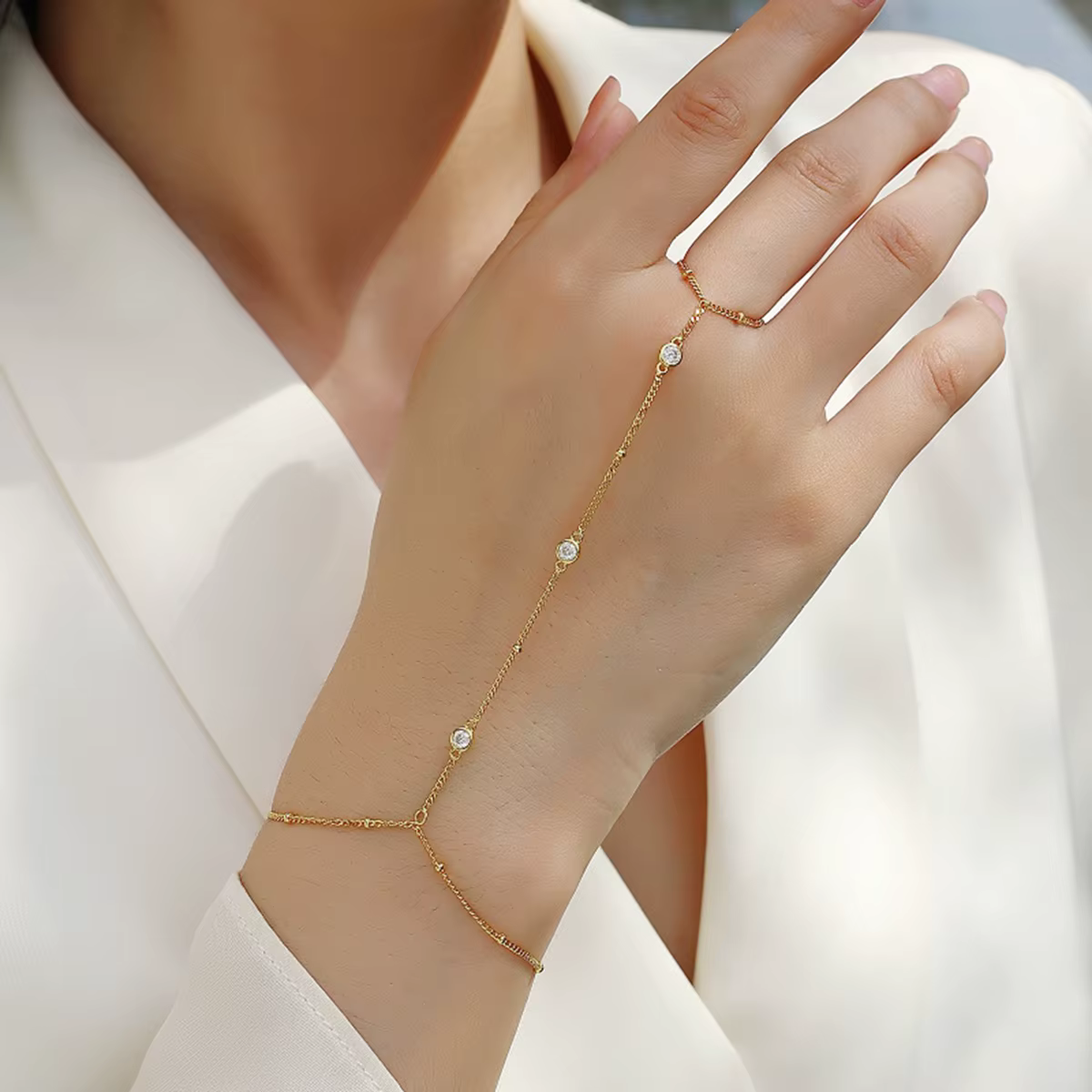 Bracelet Chaîne de Main en Argent Sterling S925 Plaqué Or avec Moissanite JIUZUAN