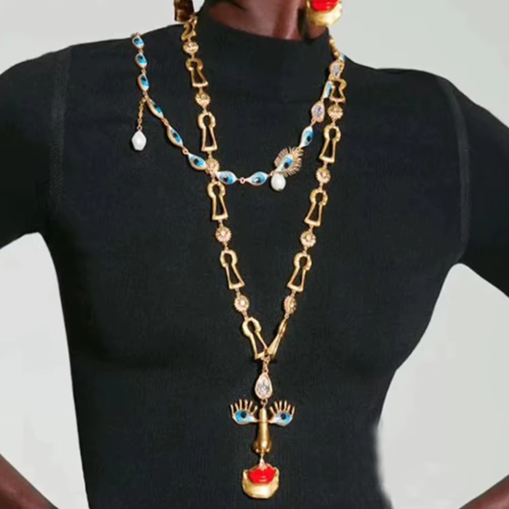 Collier avec pendentif yeux en métal de Style Baroque pour femmes