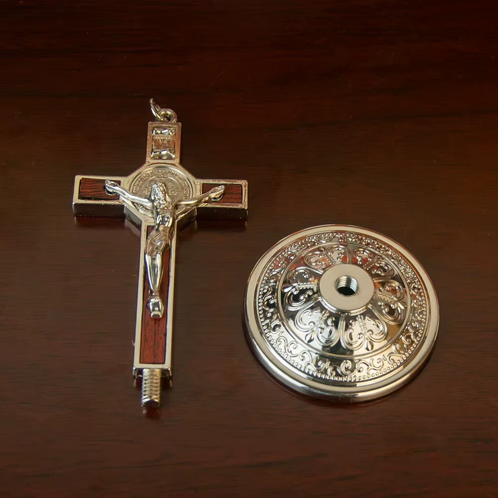 Croix catholique Saint benoît