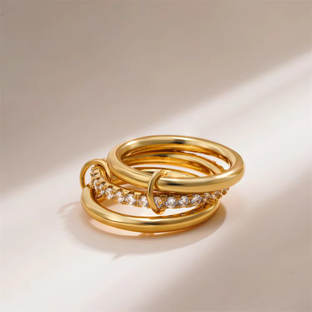 Bague multicouche empilée