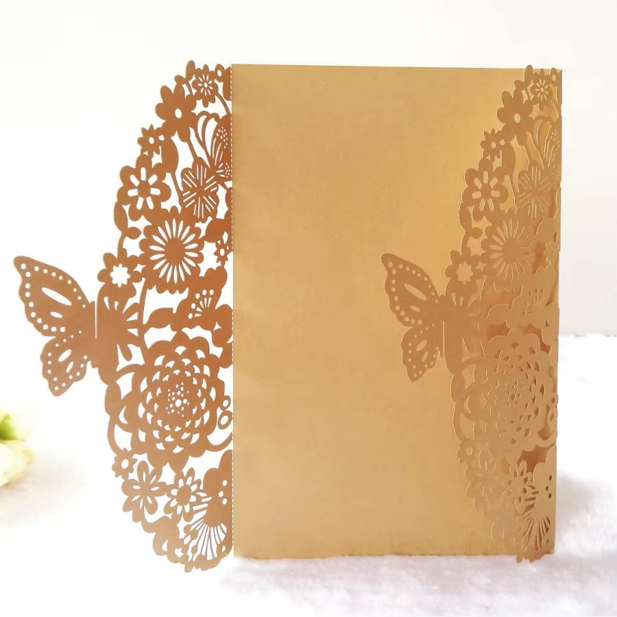 10/30/50 Pièces Cartes d'invitation papillon découpées au laser