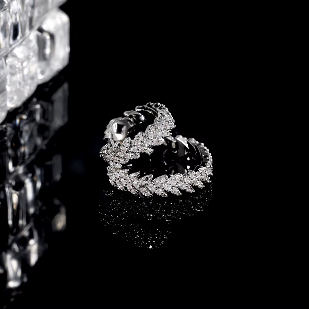 Boucles d'oreilles en forme de feuille de cristal pour femmes