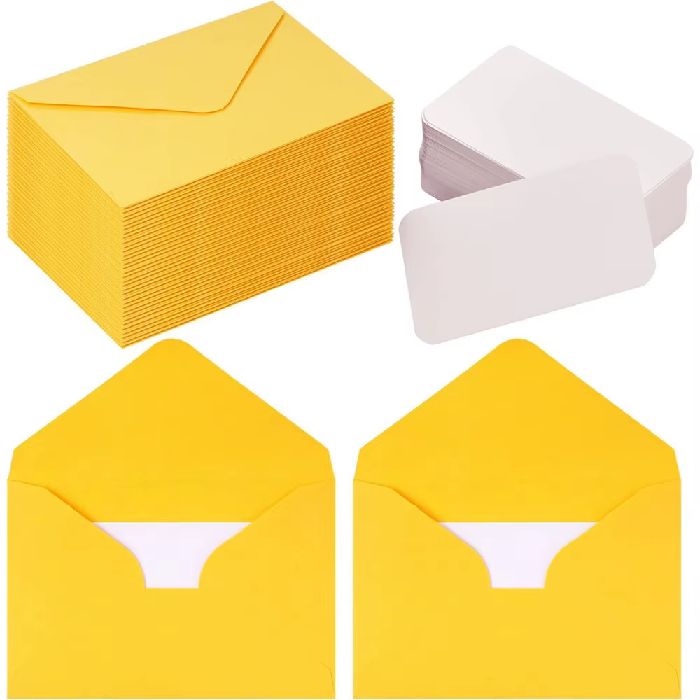 Enveloppes en papier jaune vif