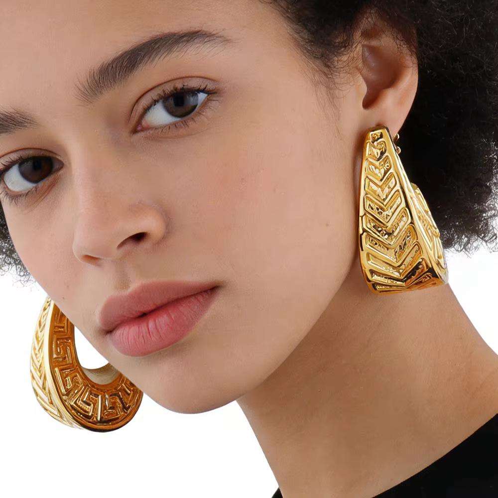 Boucles d'oreilles couleur or pour femmes