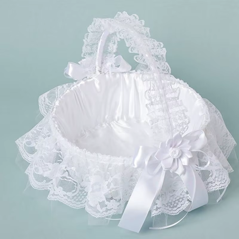 31BB Panier fleurs blanches pour réception mariage