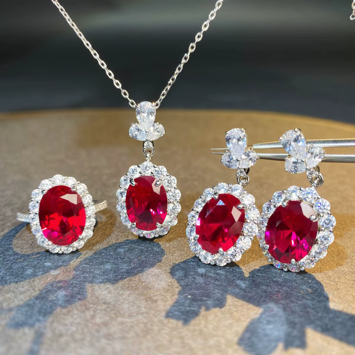 Boucles d'oreilles populaires en or blanc AU750 pour femmes