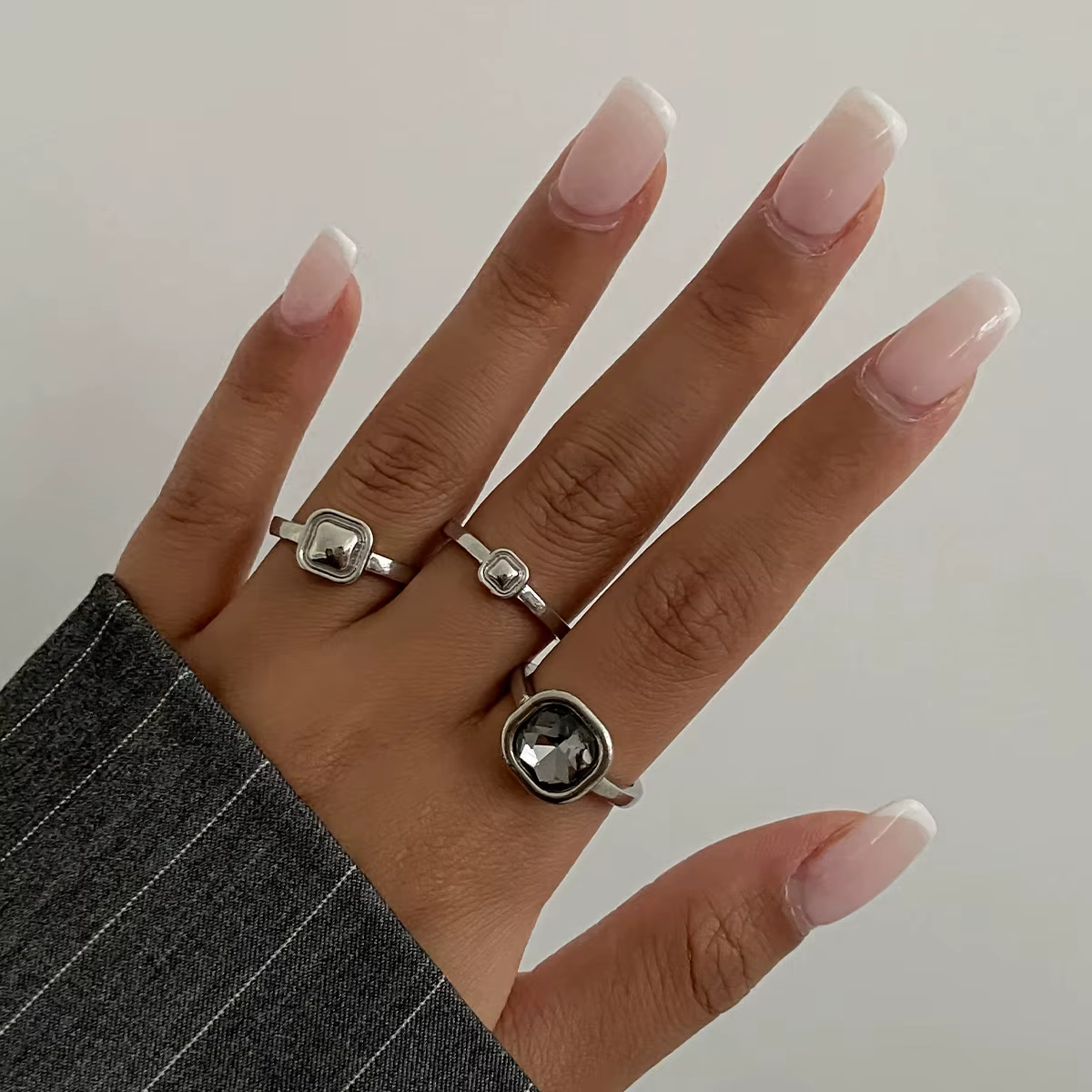 Bagues en cristal irrégulières de qualité supérieure pour femmes