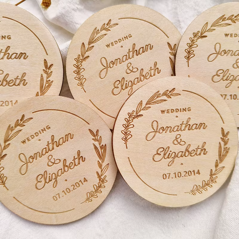 Aimants en bois personnalisés Souvenirs de mariage pour les invités