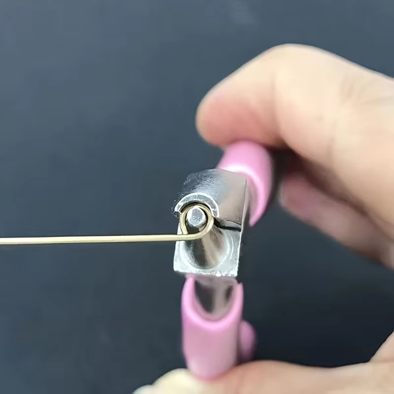 Pince à bijoux professionnelle