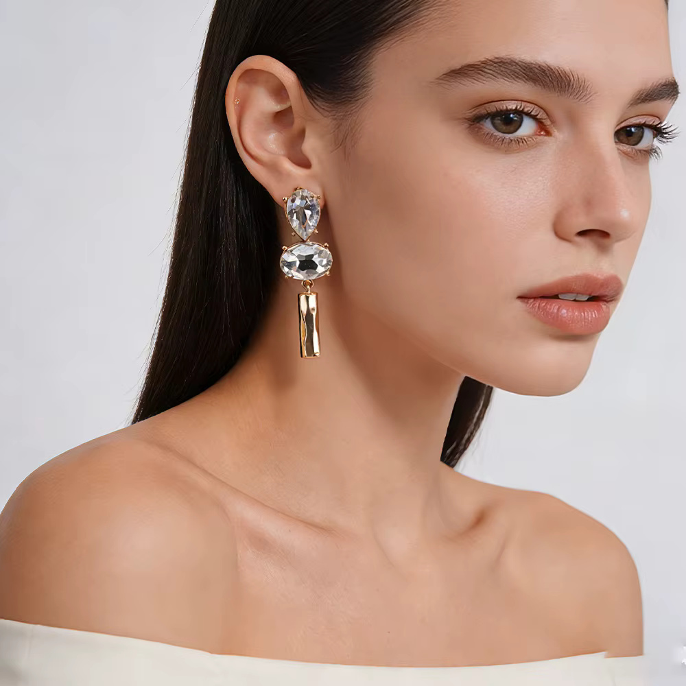Boucles d'oreilles en or martelé (Glam Moderne) – Bijoux tendance parfaits pour les brunches et les tenues élégantes