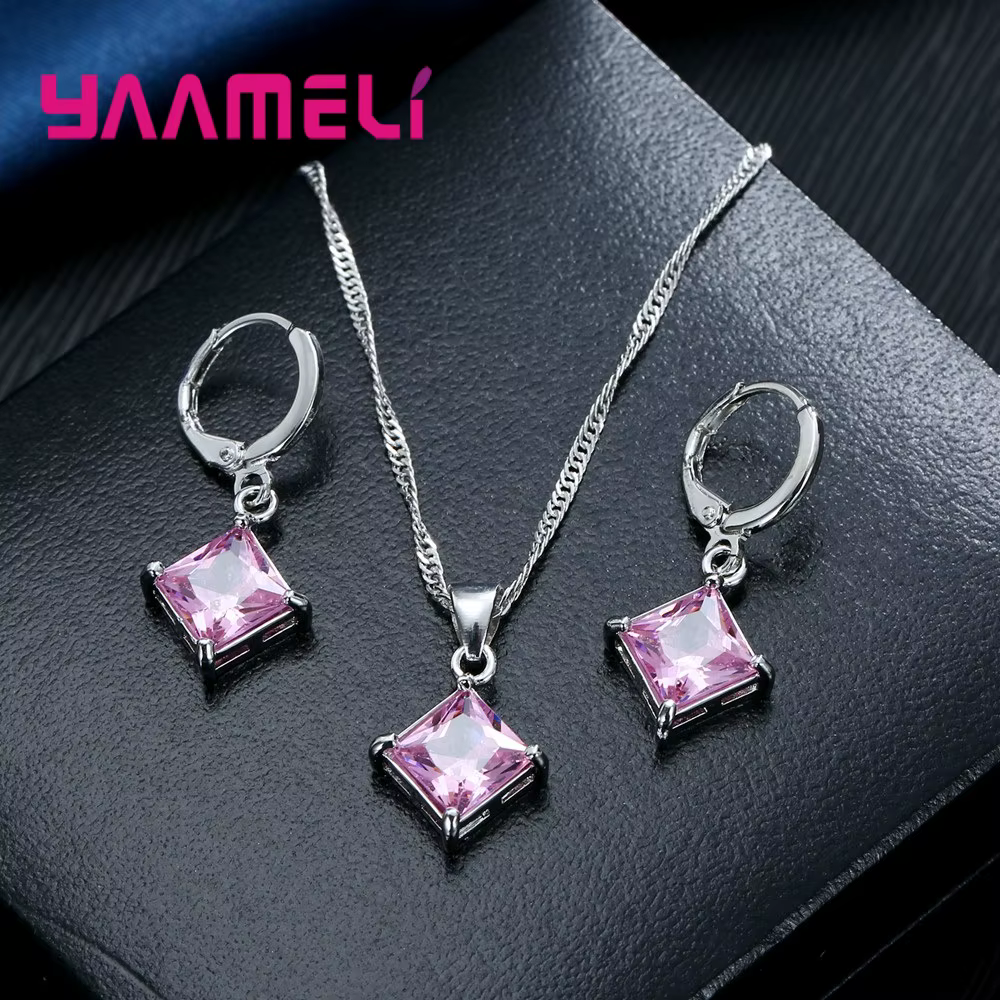 Nouvelle grande Promotion 925 en argent Sterling brillant carré Zircons pendentif collier et boucles d'oreilles ensembles de bijoux pour la vente en gros