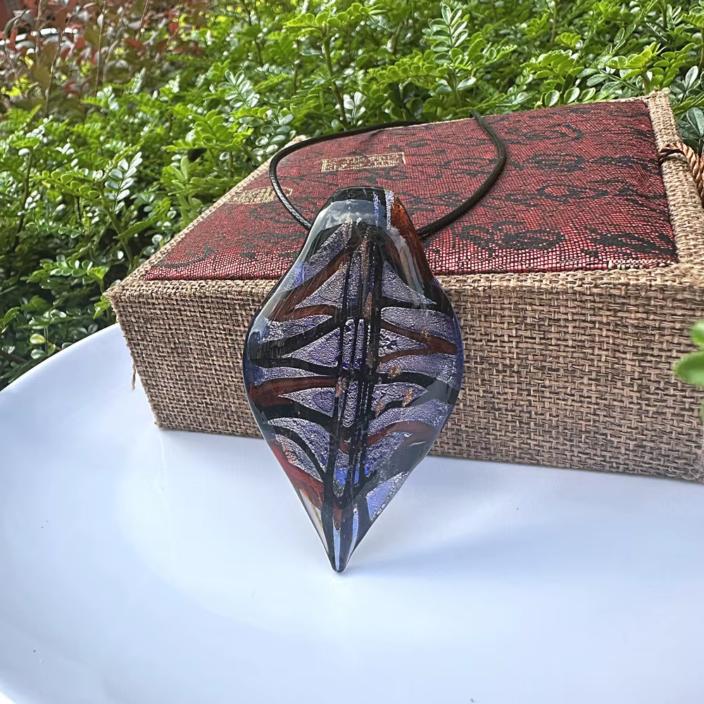 Collier pendentif en verre émaillé coloré INES
