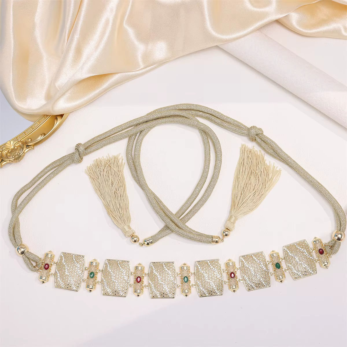 Ceinture carrée pour patients avec pompon