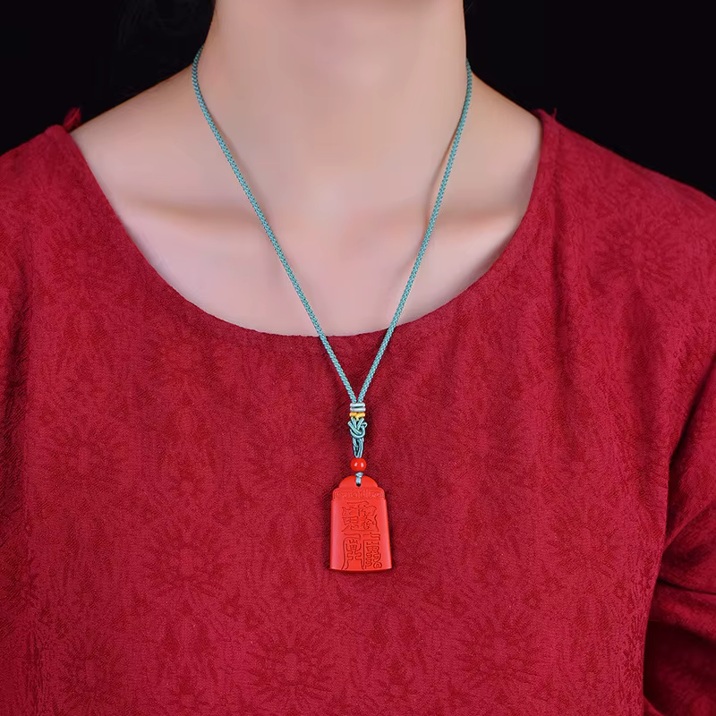 Minerai cinabre Wenzhe général Taisui pendentif exquis haute teneur impériale sable rouge amulette