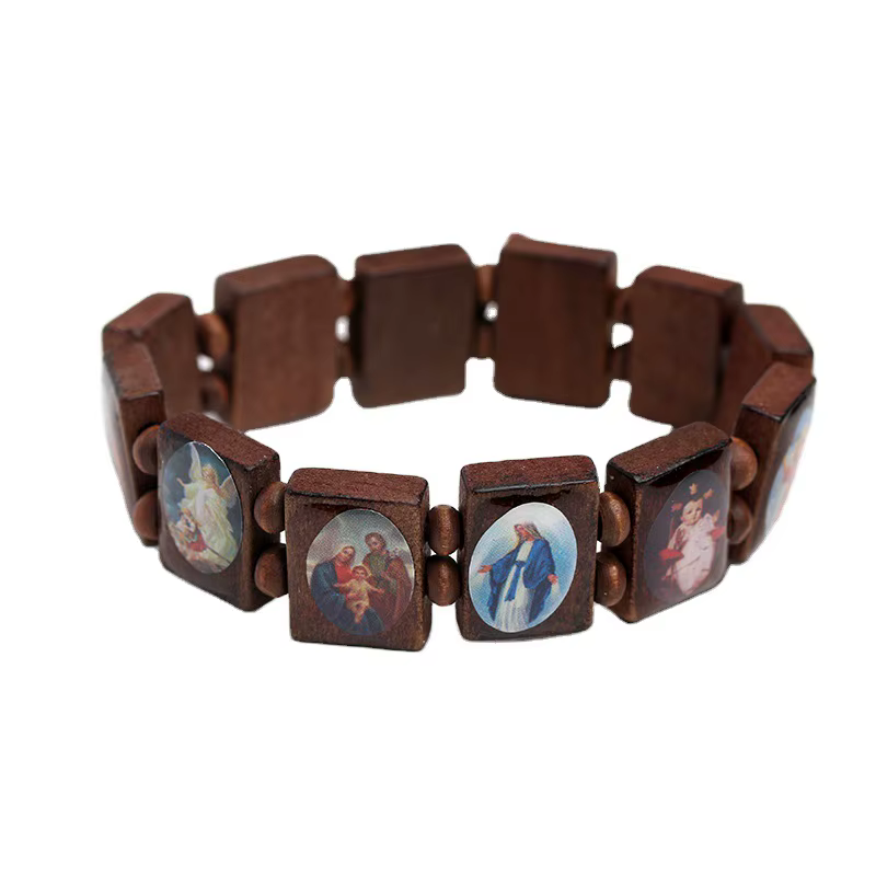 Bijoux catholiques en bois naturel