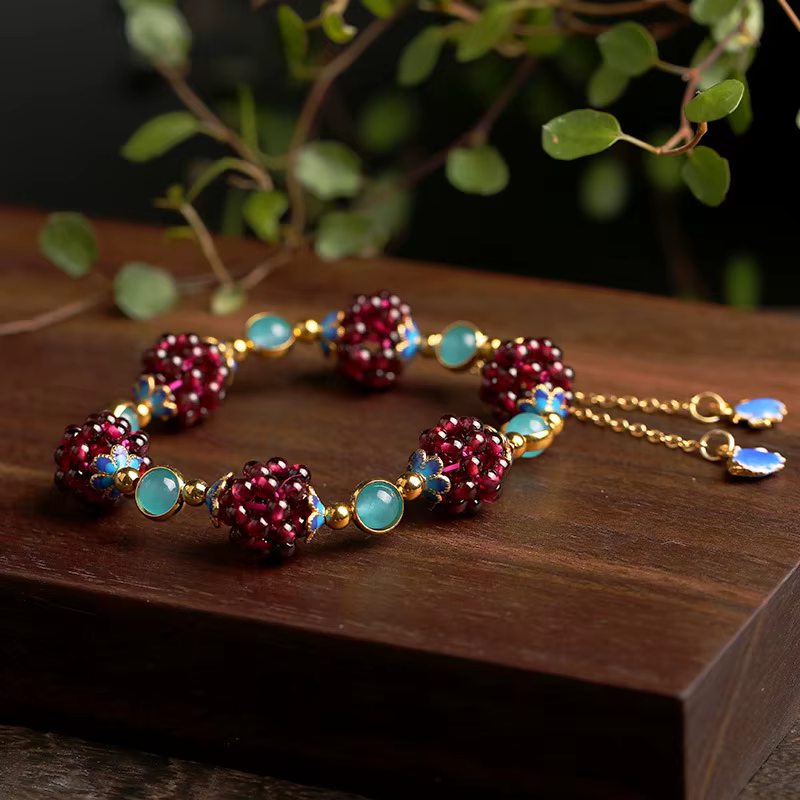 Bracelet en grenat naturel pour femmes