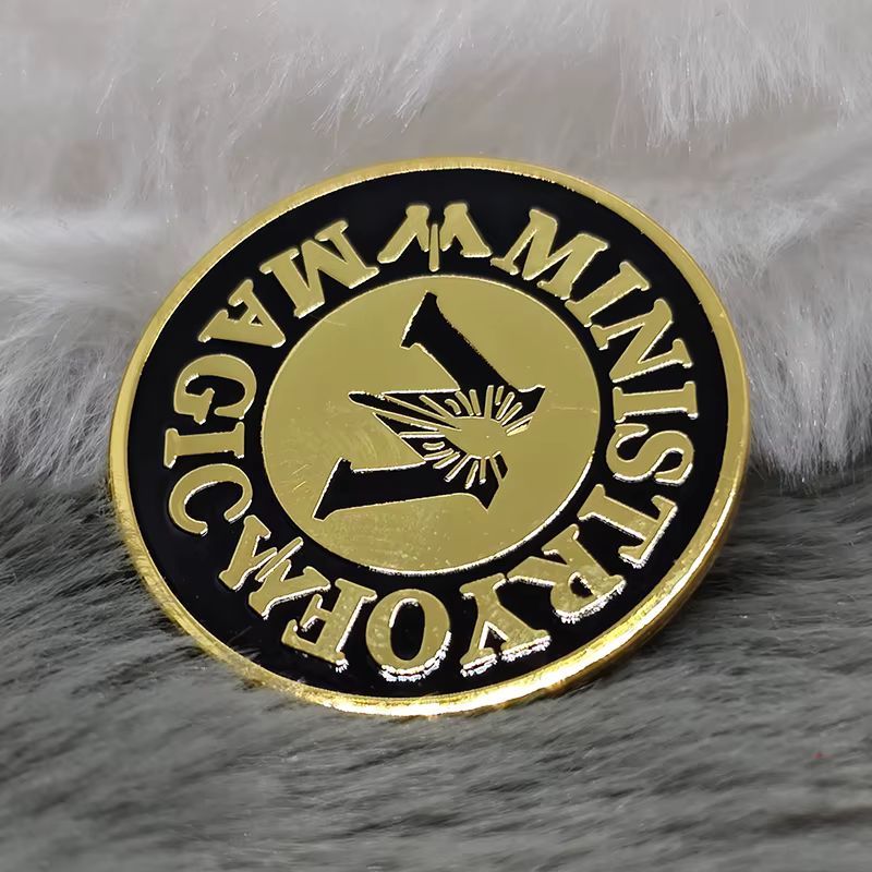Ministère de la magie emblème magicien émail broche mignon Anime métal revers Badges pour sacs à dos broches mode bijoux cadeaux