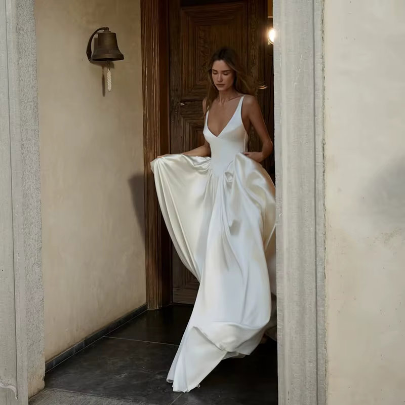 Robes de mariée bohèmes de plage Eightree