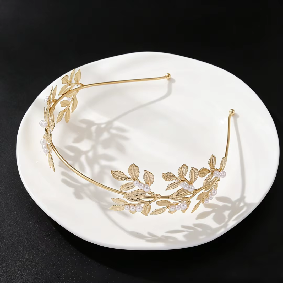 Serre-tête de mariée élégant en perles