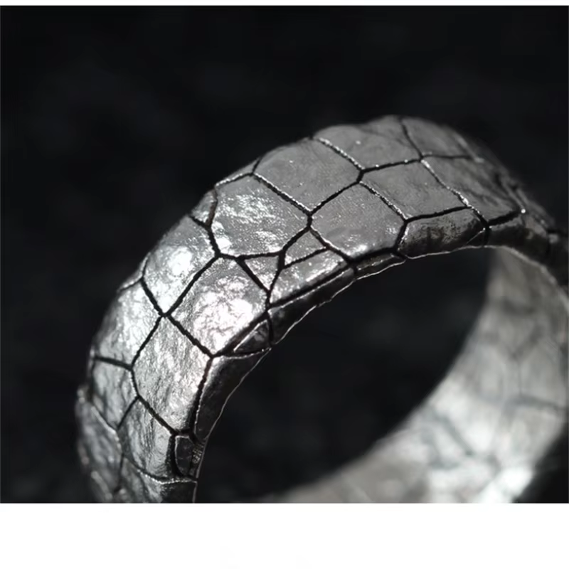 Bague à motif de pierre craquelée pour hommes