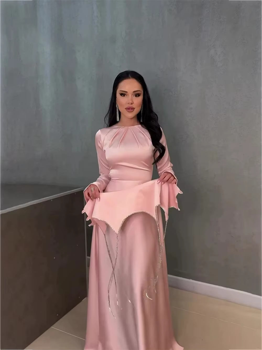 Robe de soirée en Satin de couleur unie