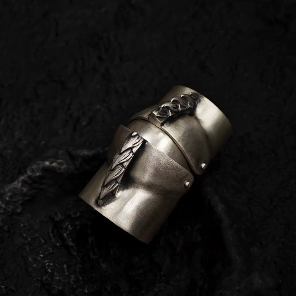 Bague du 10e anniversaire Decoration World, anneaux articulés Lotus Rouge