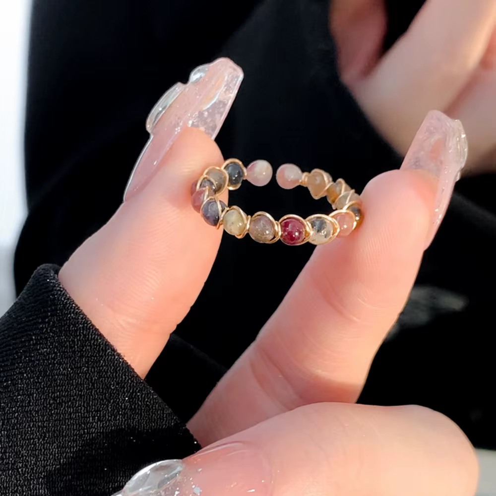Nouvelle bague tissée à la main avec perles d'amour