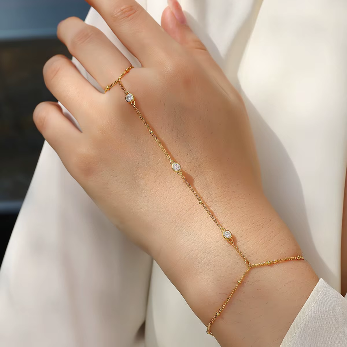 Bracelet Chaîne de Main en Argent Sterling S925 Plaqué Or avec Moissanite JIUZUAN