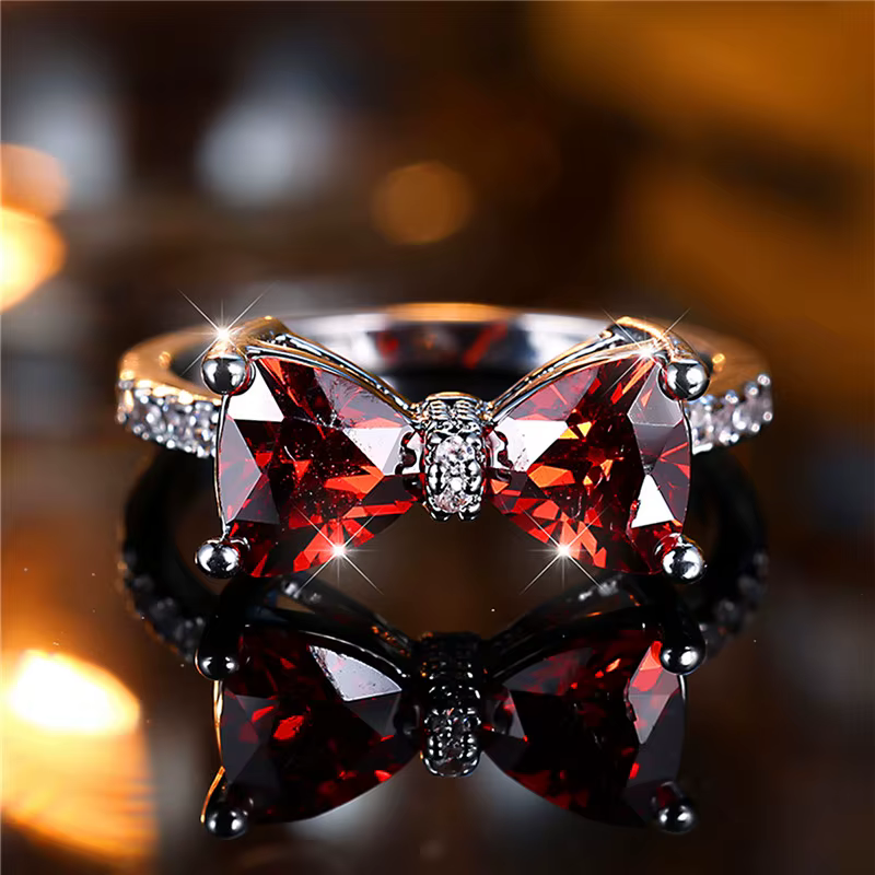 Bague de fiançailles avec nœud papillon en pierre arc-en-ciel pour femme