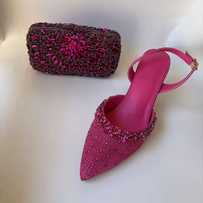LNATISNOVA – robe de mariée nigériane en strass, chaussures à talons hauts rose vif, sandales à talo