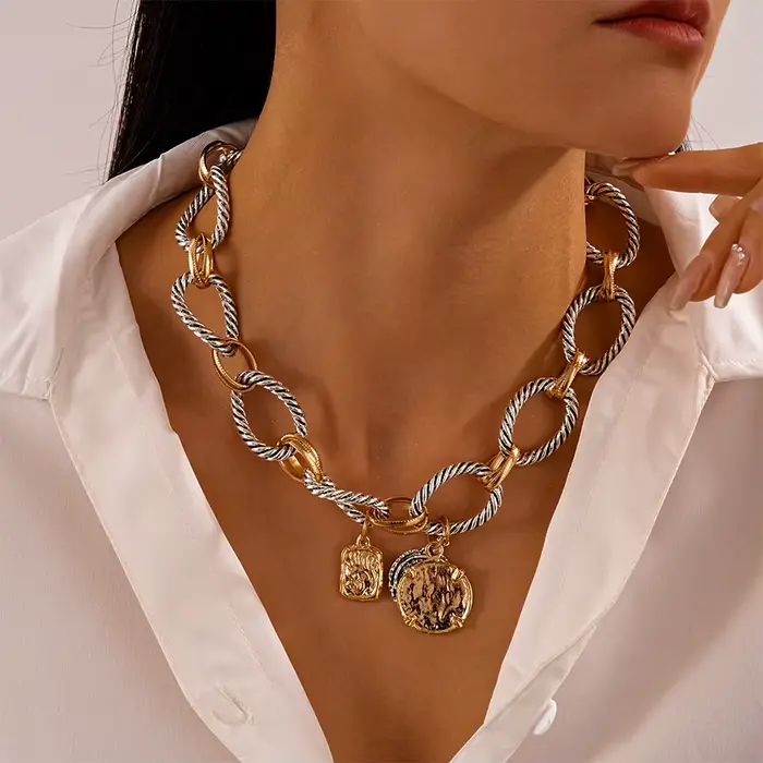ZAA Vintage métal torsadé cercle chaînes ronde pièce pendentif colliers pour femmes Puk fête chaîne