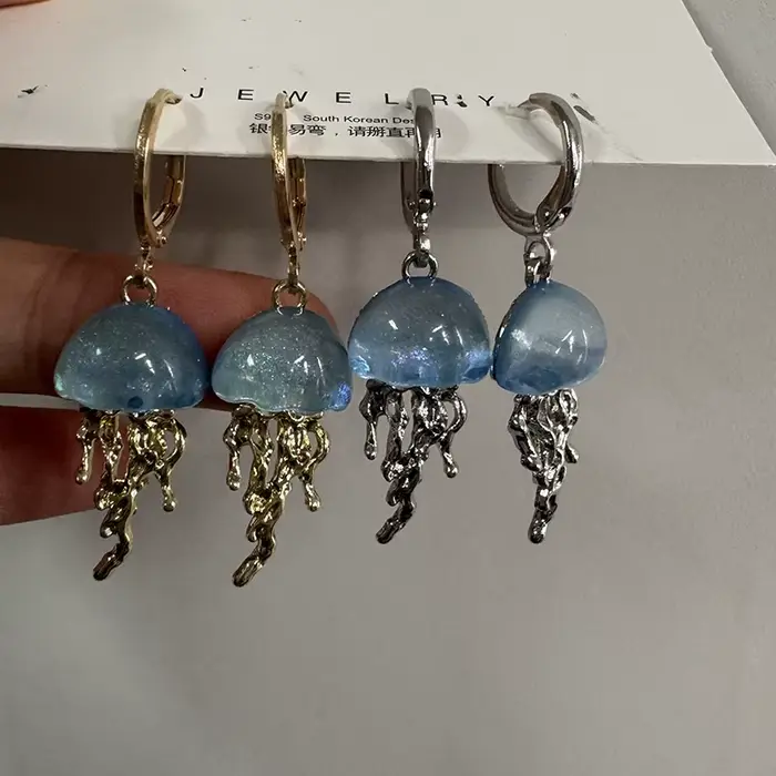 Boucles d'oreilles créoles en résine bleue pour femmes, méduse créative, charme esthétique Unique, Harajuku Emo, accessoires de bijoux Vintage, 2026, 2000